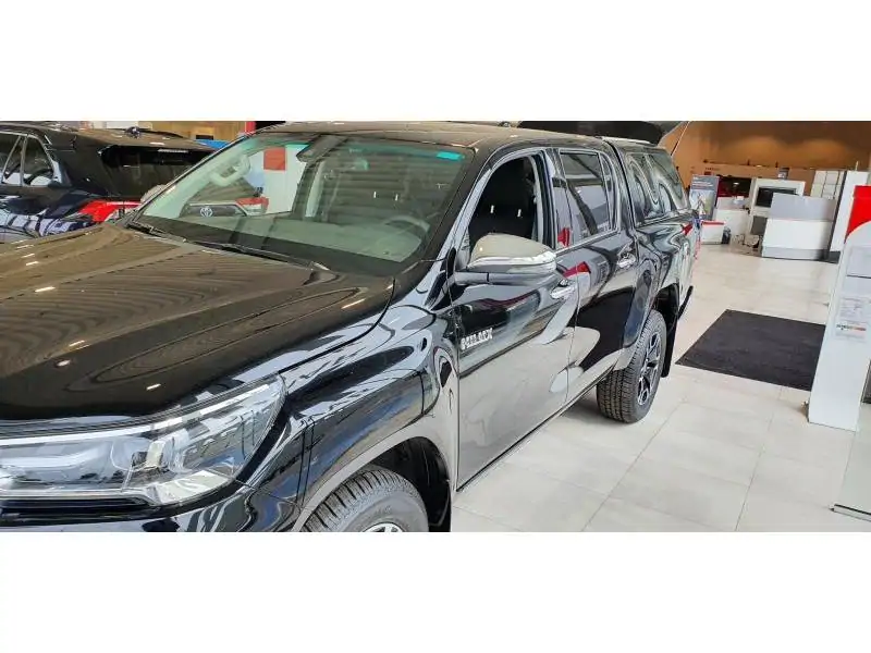 Nieuw Toyota Hilux 4x4 Double Cab 2.8 204hp 6AT Comfort LHD 218 - BLACK MICA 7