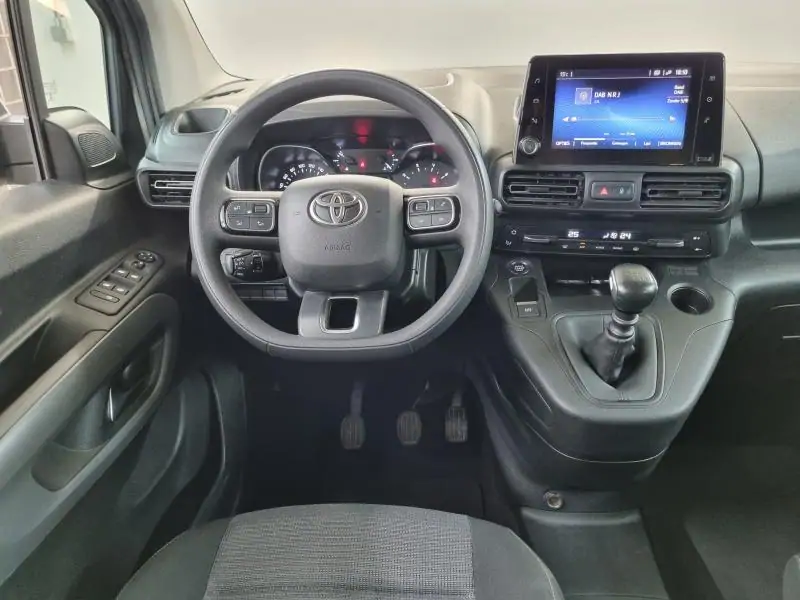 Occasie Toyota Proace city verso Passenger SWB 1.2L Petrol M/T MPV LHD EEU - SABLE METALLIC 3