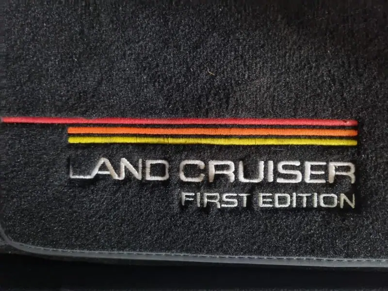 Occasie Toyota Land Cruiser First Edition YELLOW - Jaune 24