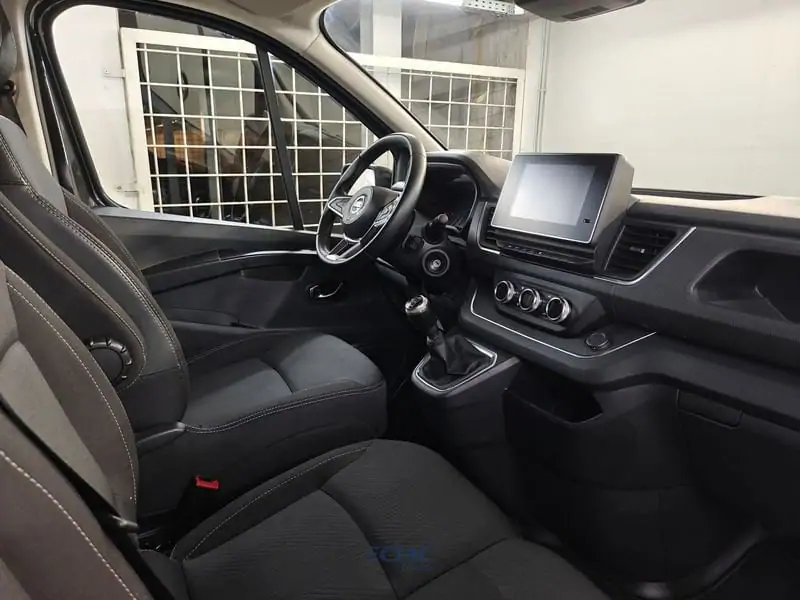 Occasie Nissan Primastar . 11