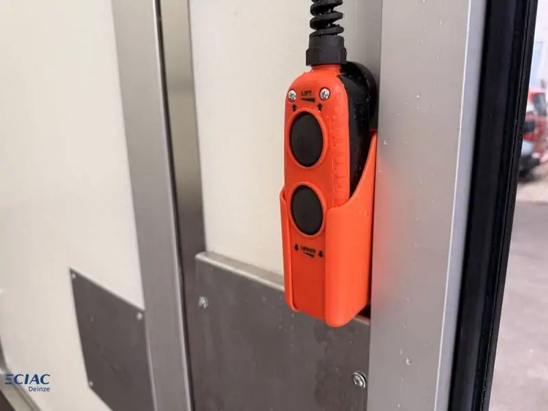 Nieuw Ford Transit 2t mca 350E Chassis enkele cabine L4 Trend M6 2.0 TD 130pk / 96kW N PN3GZ - "Frozen White" Speciale niet-metaalkleur 13