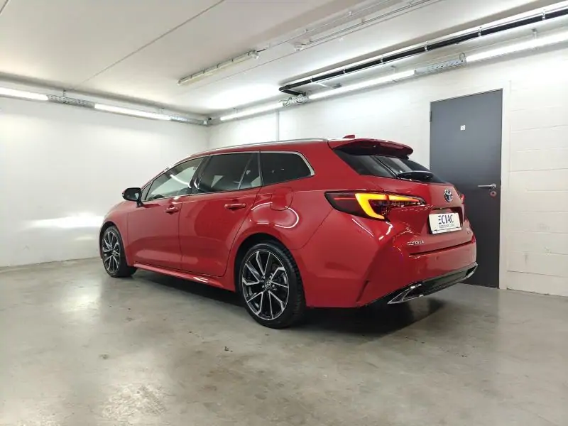 Occasie Toyota Corolla Premium - 10444km - Garantie RED - Rouge 7