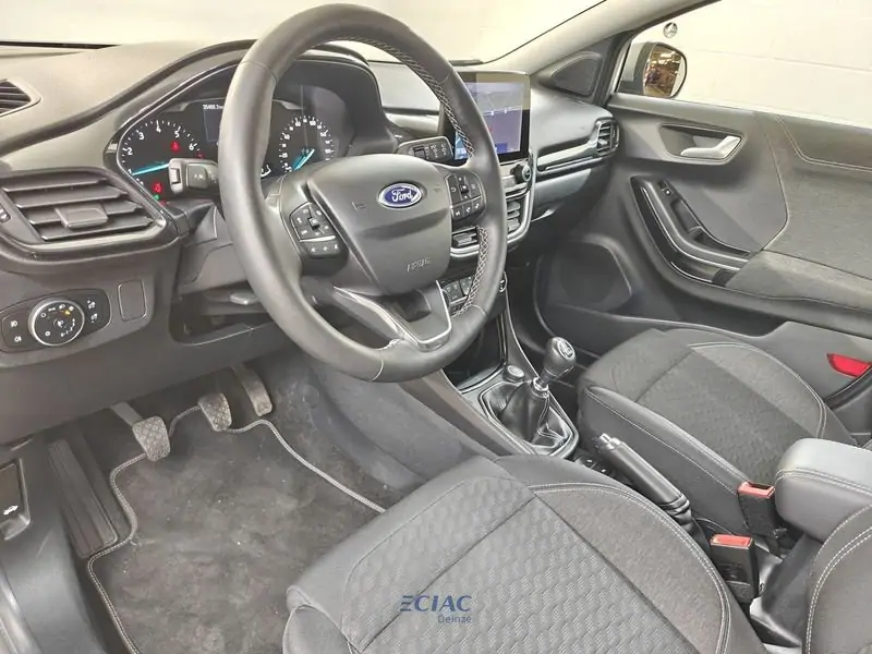 Occasie Ford Puma Titanium 1.0i EcoBoost mHEV 125ps / 92kW 2ZM - Metaalkleur "Solar Silver" 4