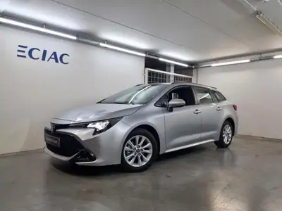 Nieuw Toyota Corolla hb & ts Touring Sports 1.8 Hybrid CVT Dynamic LH 1L0 - Silver Metallic (1L0)