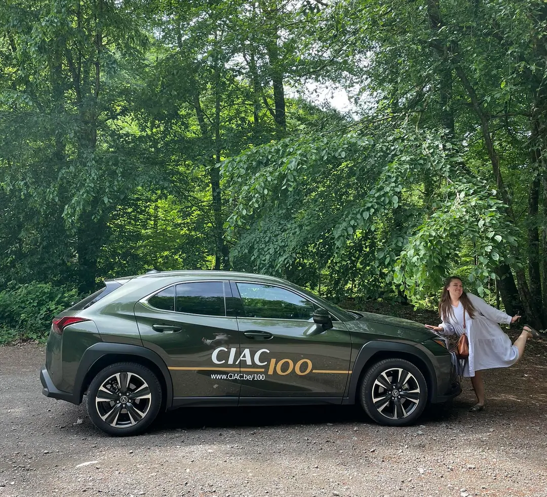 Jill won één jaar gratis een Lexus voor de 100ste verjaardag van CIAC