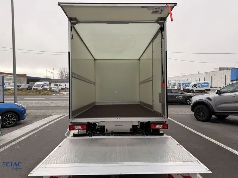 Nieuw Ford Transit 2t mca 350E Chassis enkele cabine L4 Trend M6 2.0 TD 130pk / 96kW N PN3GZ - "Frozen White" Speciale niet-metaalkleur 12