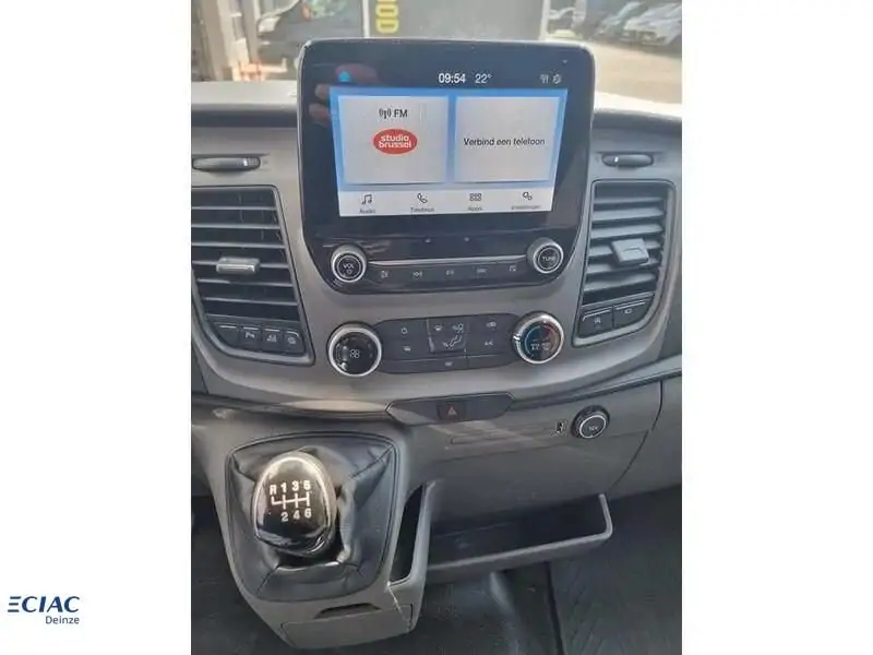 Occasie Ford Transit 2t Bestelwagen / Fourgon Trend 350L  2.0 TD 229 - AGATE BLACK 4