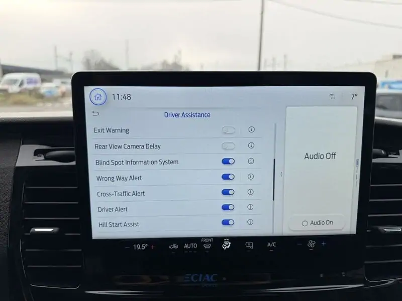 Nieuw Ford Transit 2t mca 350E Chassis enkele cabine L4 Trend M6 2.0 TD 130pk / 96kW N PN3GZ - "Frozen White" Speciale niet-metaalkleur 30