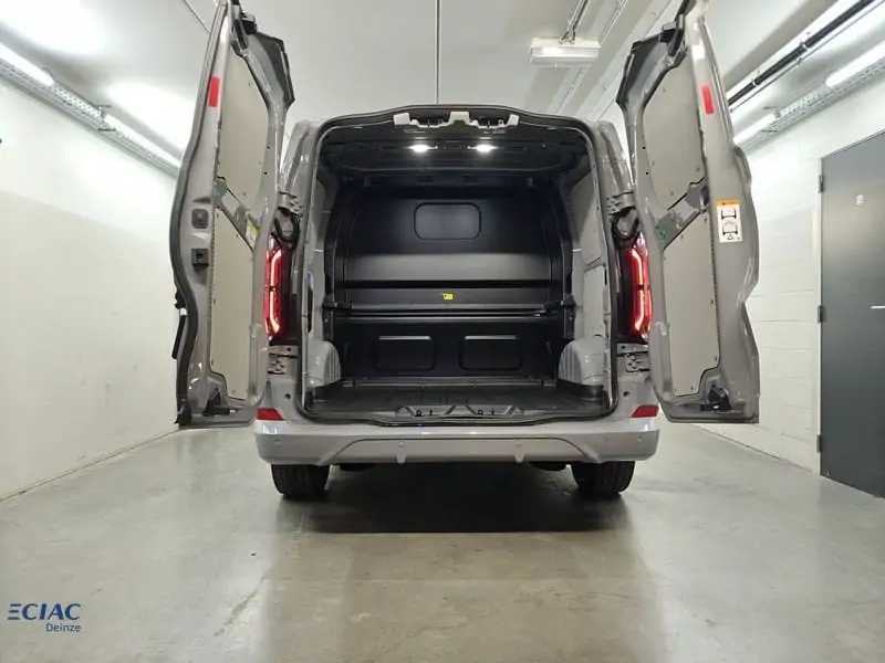 Occasie Ford Transit custom v710 MULTI-USE 320S SPORT 2.5T 227 T62P CT FWD SWB 2.5i 232pk / 1 PN4EG - Premium niet-Metaalkleur: Grey Matter 11