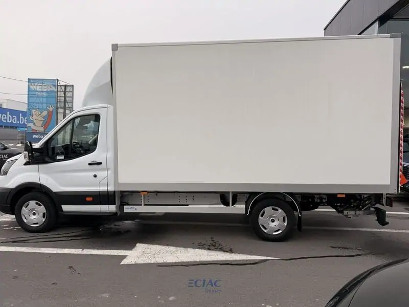 Nieuw Ford Transit 2t mca 350E Chassis enkele cabine L4 Trend M6 2.0 TD 130pk / 96kW N PN3GZ - "Frozen White" Speciale niet-metaalkleur 8