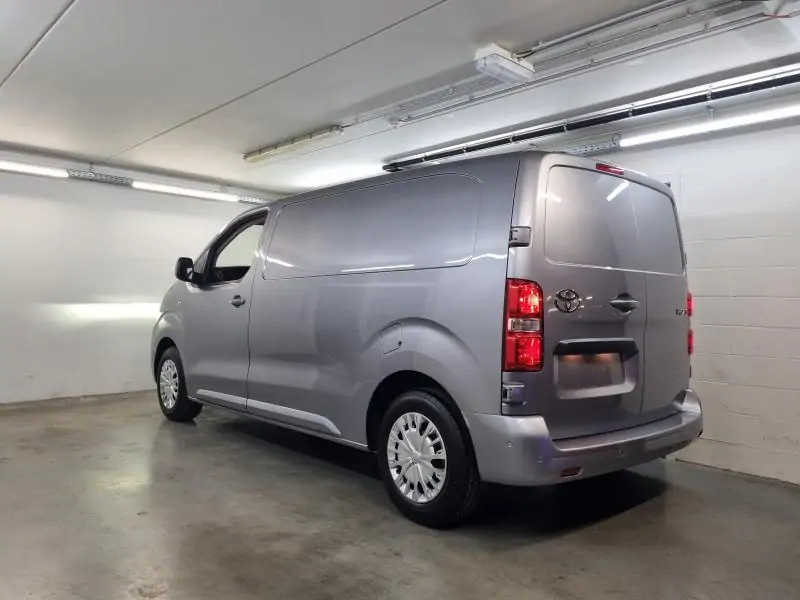 Nieuw Toyota Proace MEDIUM 2.0L Diesel 144hp MT Dynamic 1d L KCA - DARK SILVER METALLIC 4