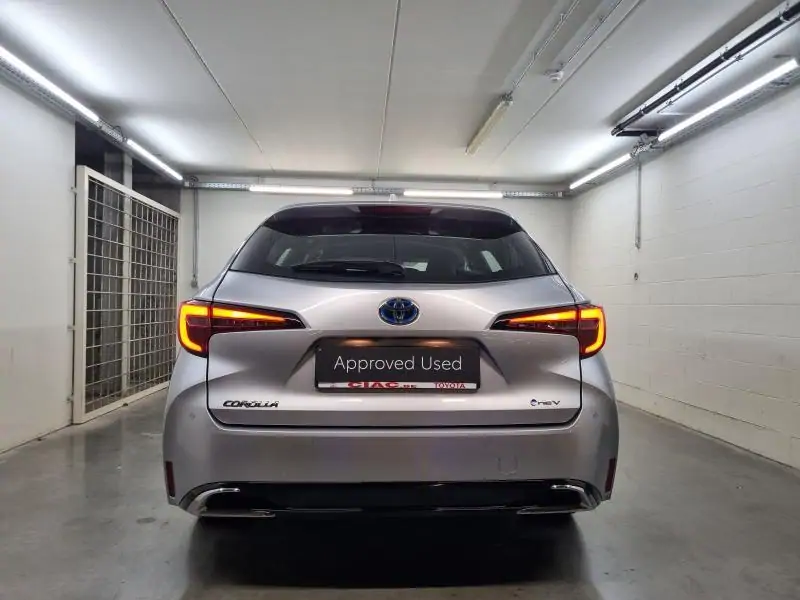 Nieuw Toyota Corolla hb & ts Touring Sports 1.8 Hybrid CVT Dynamic LH 1L0 - Silver Metallic (1L0) 8