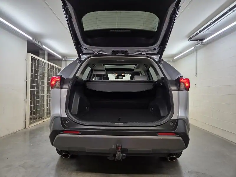 Occasie Toyota Rav4 5 d. 2.5 Hybrid AWD e-CVT Premium Plus L 1D6 - SILVER METALLIC (1D6) 9