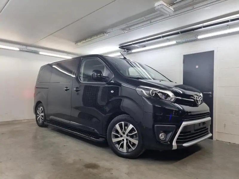 Occasie Toyota Proace verso MEDIUM 2.0D 180hp AT VIP LHD KTV - BLACK METALLIC (KTV) 2