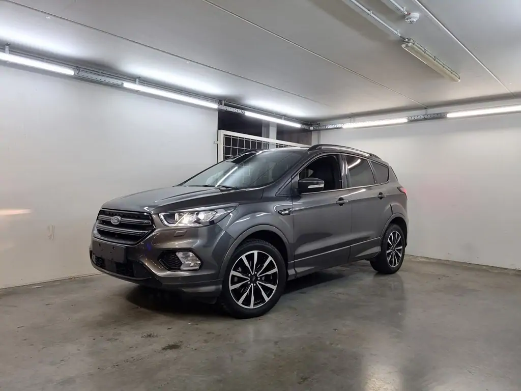 Occasie Ford New kuga ST-Line 1.5i EcoBoost 150pk / 110kW Auto Start-Stop M6 - 5d NYU - "Magnetic" Speciale metaalkleur 1