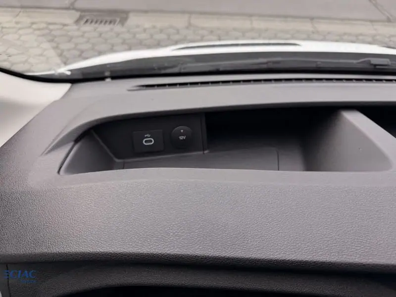 Nieuw Ford Transit 2t mca 350E Chassis enkele cabine L4 Trend M6 2.0 TD 130pk / 96kW N PN3GZ - "Frozen White" Speciale niet-metaalkleur 29