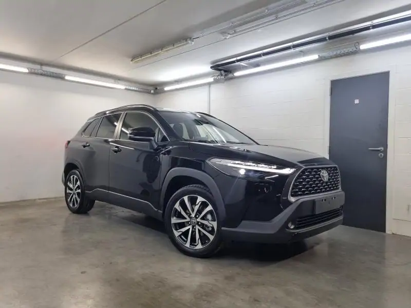 Nieuw Toyota Corolla cross SUV 1.8 Hybrid 2WD CVT Style LHD 218 - ATTITUDE BLACK (218) 2