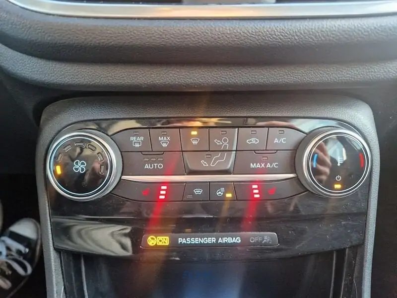 Occasie Ford Puma Titanium 1.0i EcoBoost mHEV 125pk / 92kW A7 2ZI - Speciale metaalkleur "Desert Island Blue" 14