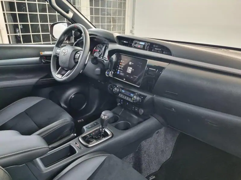 Occasie Toyota Hilux 4x4 Double Cab 2.8 204hp 6AT GR Sport LHD 3T6 - CRIMSON SPARK RED METALLIC 11