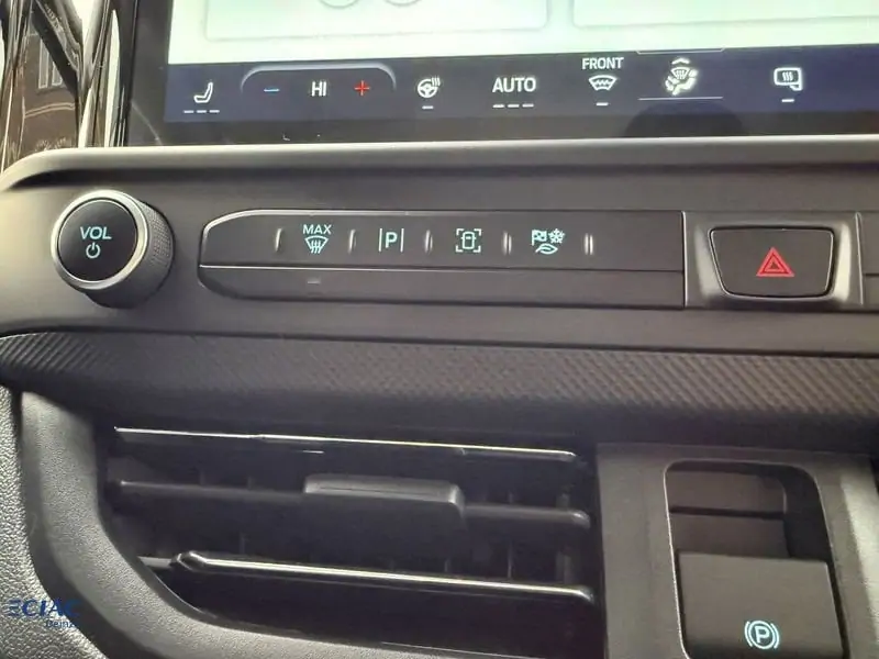 Occasie Ford Transit custom v710 BESTELWAGEN 320L LIMITED 2.0TD170 T6.2 A8 FWD LWB 2.0 TDCi 1 PN4FT - PN4FT 17