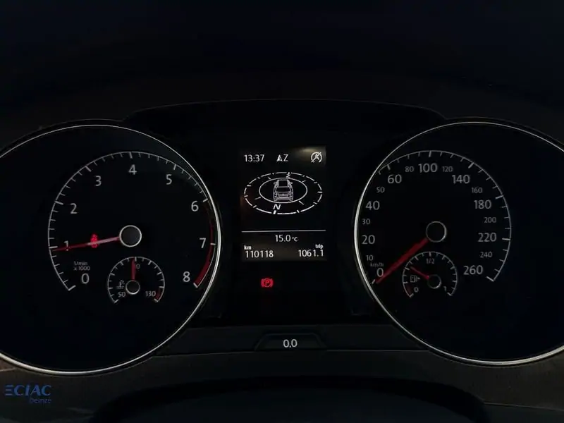 Occasie Volkswagen Golf sportsvan . 21