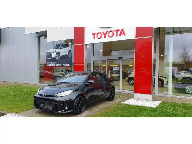 Occasie Toyota Yaris gr Hatchback 1.6L Turbo MT Hi-Pack LHD 219 - PRECIOUS BLACK METALLIC 8