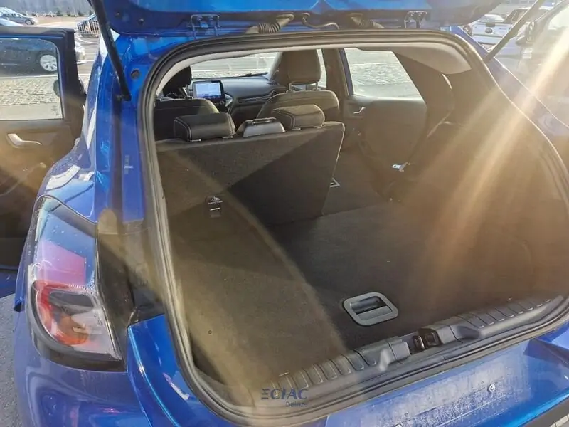 Occasie Ford Puma Titanium 1.0i EcoBoost mHEV 125pk / 92kW A7 2ZI - Speciale metaalkleur "Desert Island Blue" 18