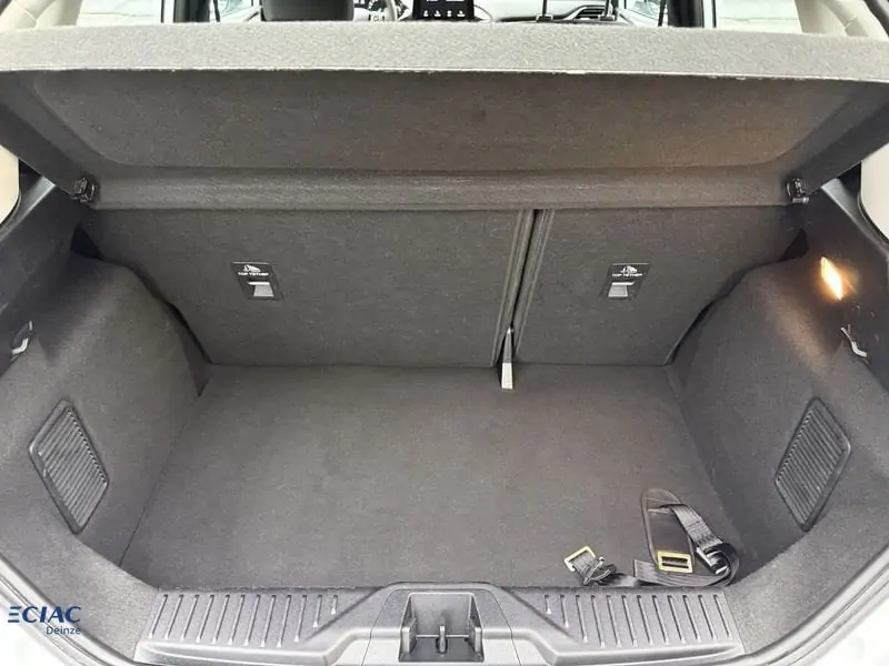 Occasie Ford Fiesta mca Connected 1.1i 75pk / 55kW M5 PN3GZ - "Frozen White" Speciale niet-metaalkleur 14