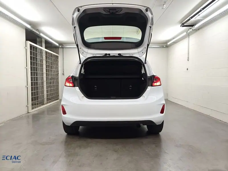 Occasie Ford Fiesta mca Connected 1.1i 75pk / 55kW M5 PN3GZ - "Frozen White" Speciale niet-metaalkleur 8