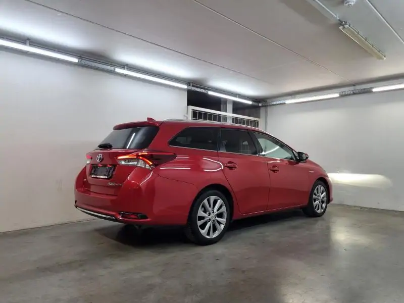 Occasie Toyota Auris Touring Sports 1.8 CVT HSD TC Lounge LHD 3R3 - RED MICA (3R3) 10