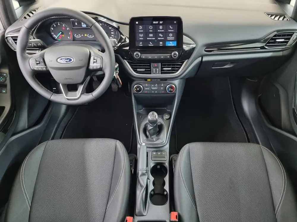 Occasie Ford Fiesta mca Connected 1.1i 75pk / 55kW M5 BYM - Metaalkleur: Moondust Silver 9
