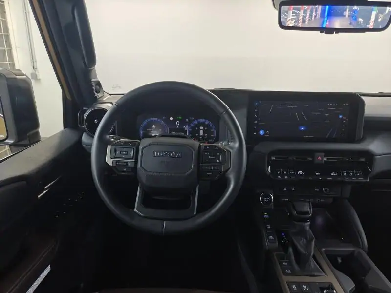 Occasie Toyota Land Cruiser First Edition - 18681km - Garantie YELLOW - Jaune 3