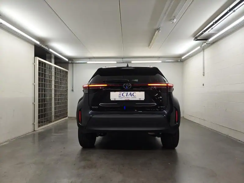 Occasie Toyota Yaris cross B-SUV 1.5 TNGA HEV 130 2WD CVT Executive 209 - NIGHT SKY BLACK METALLIC (209) 8