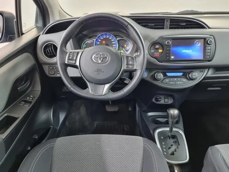 Occasie Toyota Yaris 5 d. 1,5 Hybrid e-CVT Active LHD 8X2 - NEBULA BLUE METALLIC (8X2) 3