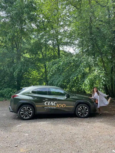 Jill won één jaar gratis een Lexus voor de 100ste verjaardag van CIAC