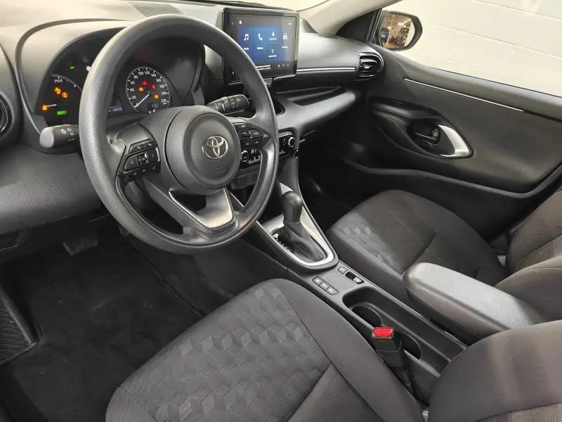 Occasie Toyota Yaris Dynamic - 24011km - Garantie GREY - Gris 4