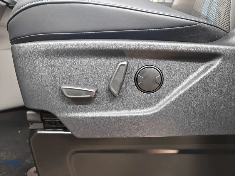 Occasie Ford Transit custom v710 MULTI-USE 320S SPORT 2.5T 227 T62P CT FWD SWB 2.5i 232pk / 1 PN4EG - Premium niet-Metaalkleur: Grey Matter 5