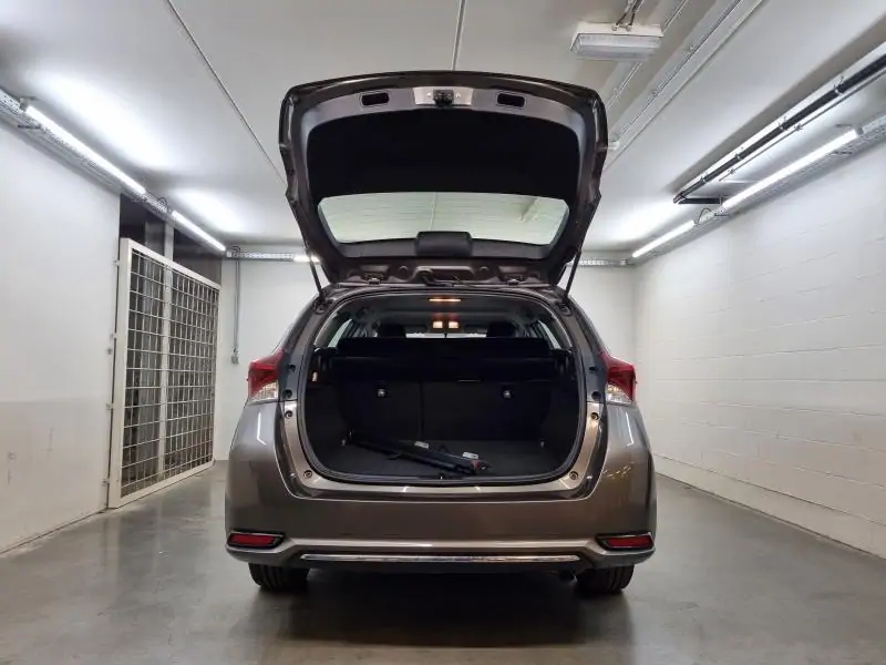 Occasie Toyota Auris Touring Sports 1.2 Turbo petrol 6 MT Com 1G2 - PLATINIUM BRONZE METALLIC (1G2) 9