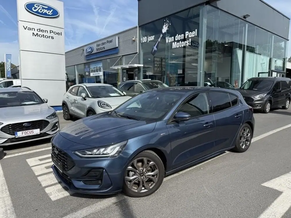 Demo Ford Focus mca ST-Line 1.0i EcoBoost 125pk / 92kW mHEV M6 - 5d PN4FT - "Chrome Blue" Metaalkleur 1