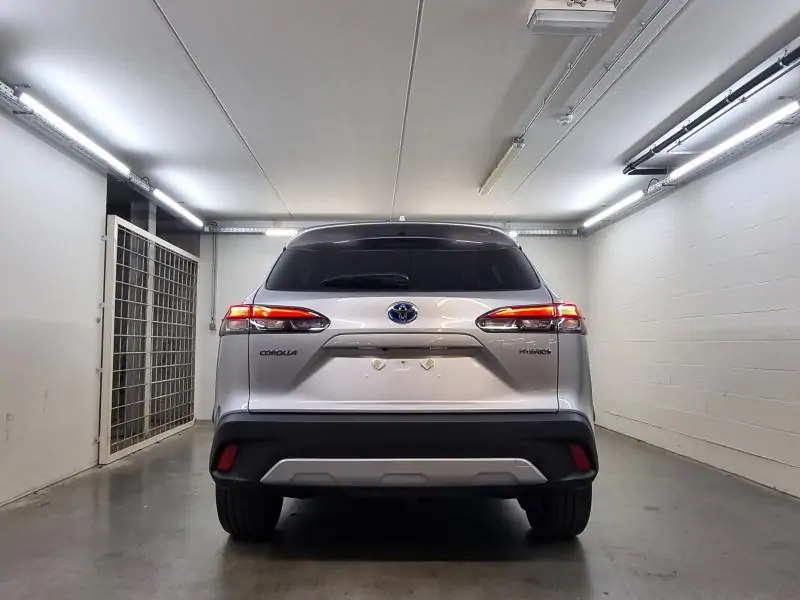 Occasie Toyota Corolla cross SUV 2.0 Hybrid 2WD CVT Style LHD 1L0 - SHIMMERING SILVER METALLIC 8