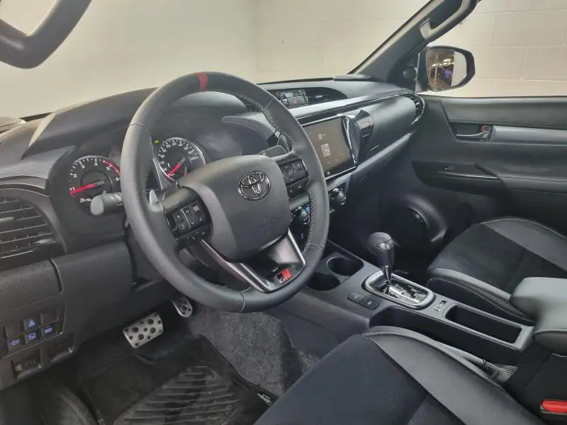 Occasie Toyota Hilux 4x4 Double Cab 2.8 204hp 6AT GR Sport LHD 3T6 - CRIMSON SPARK RED METALLIC 4