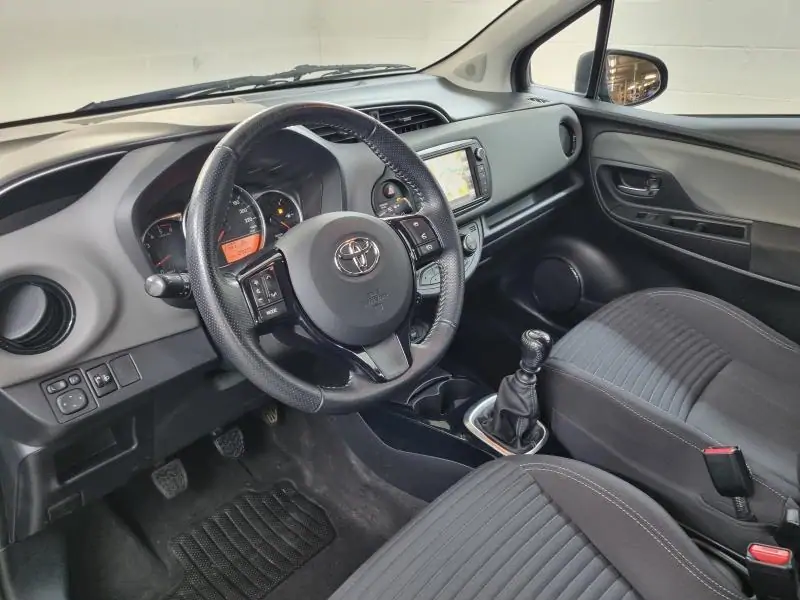 Occasie Toyota Yaris 1.4 D-4D 5D 5MT SOL 5