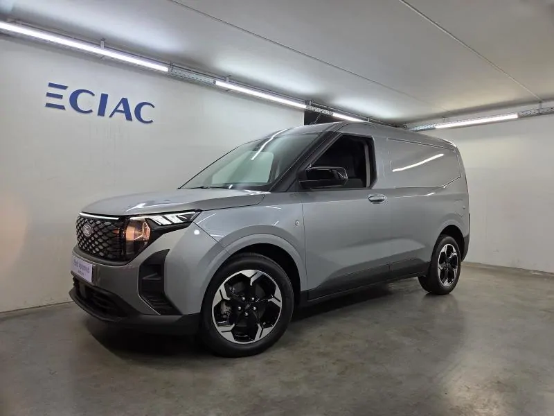 Ford V769 transit courier