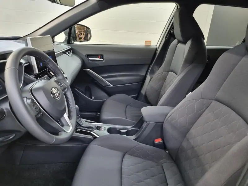 Occasie Toyota Corolla cross SUV 2.0 Hybrid 2WD CVT Style LHD 089 - WHITE PEARL MC 4