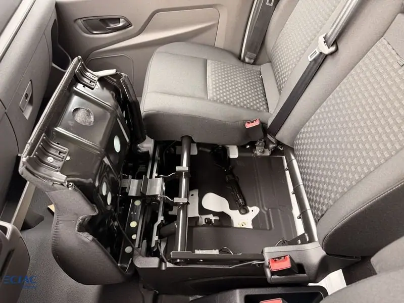 Nieuw Ford Transit 2t mca 350E Chassis enkele cabine L4 Trend M6 2.0 TD 130pk / 96kW N PN3GZ - "Frozen White" Speciale niet-metaalkleur 18