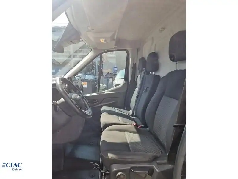 Occasie Ford Transit 2t Bestelwagen / Fourgon Trend 350L  2.0 TD 229 - AGATE BLACK 3