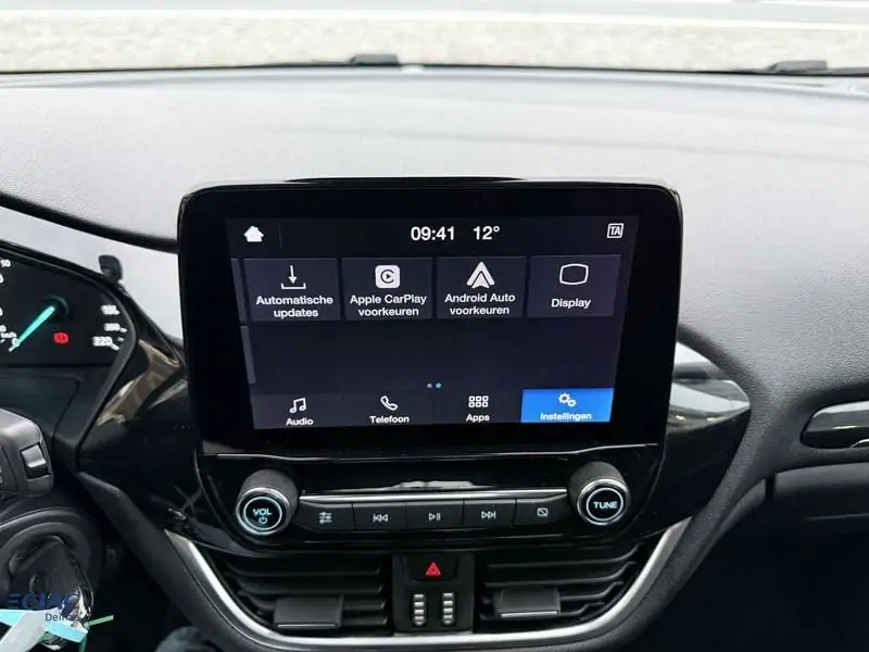 Occasie Ford Fiesta mca Connected 1.1i 75pk / 55kW M5 PN3GZ - "Frozen White" Speciale niet-metaalkleur 17