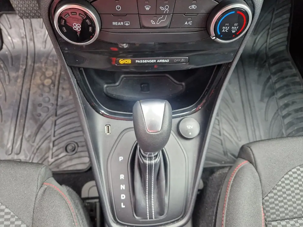Occasie Ford Puma ST-Line 1.0i EcoBoost mHEV 125pk / 92kW A7 JKD - Metaalkleur "Agate Black" 20
