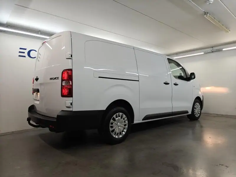 Nieuw Toyota Proace LONG 2.0L Diesel 144hp MT Comfort 1d LHD EPR - Icy White 10