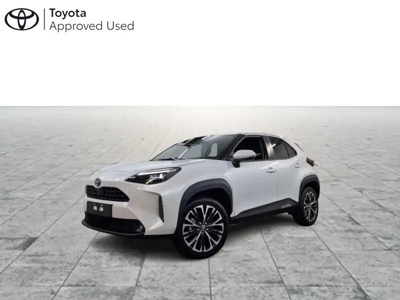 Occasie Toyota Yaris cross B-SUV 1.5 TNGA HEV 2WD CVT Adventure LHD 2PU - WHITE PEARL / BLACK ROOF 12